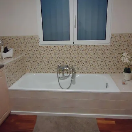 Lovelyloft Rambla 公寓 *